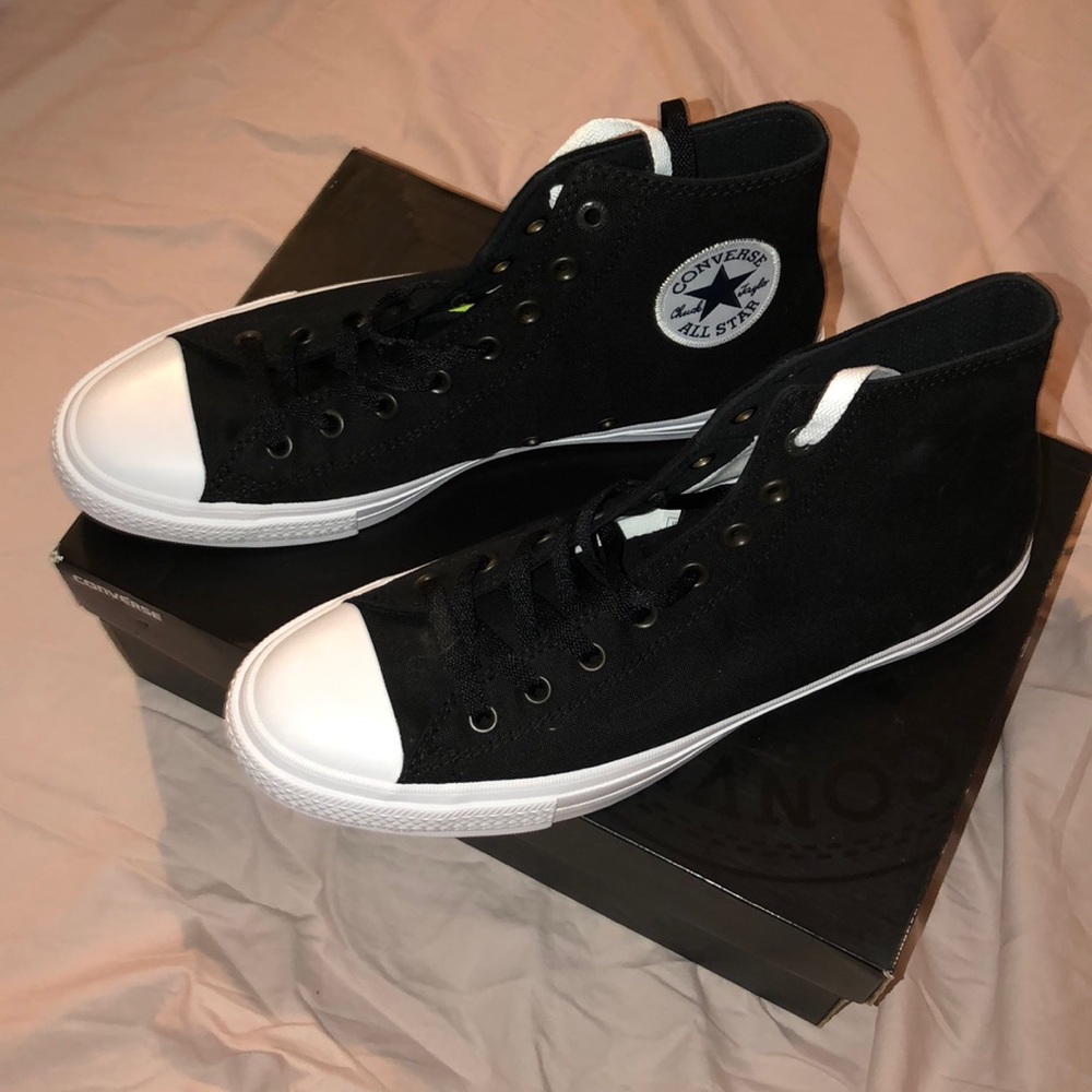 Men’s Hightop black converse, NWOT